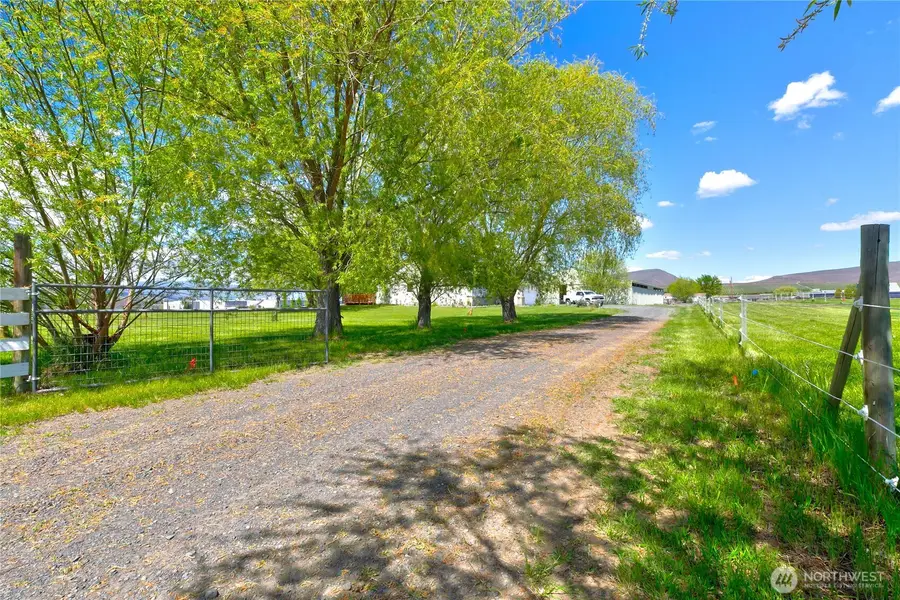 131 Latigo Lane, Yakima, WA 98901 - #2