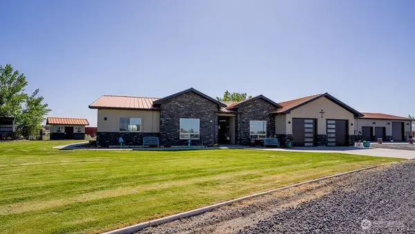3962 Road F Ne, Moses Lake, WA 98837