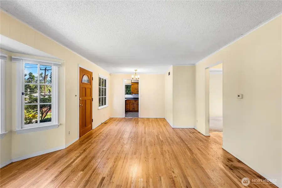 2701 NE 90th Street, Seattle, WA 98115 - #3