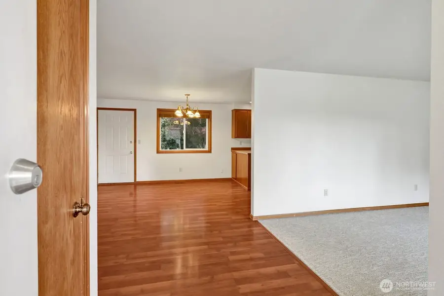 811 Vine Cir, Lynden, WA 98264 - #3
