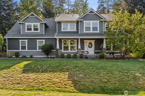 19010 5th Street E, Lake Tapps, WA 98391