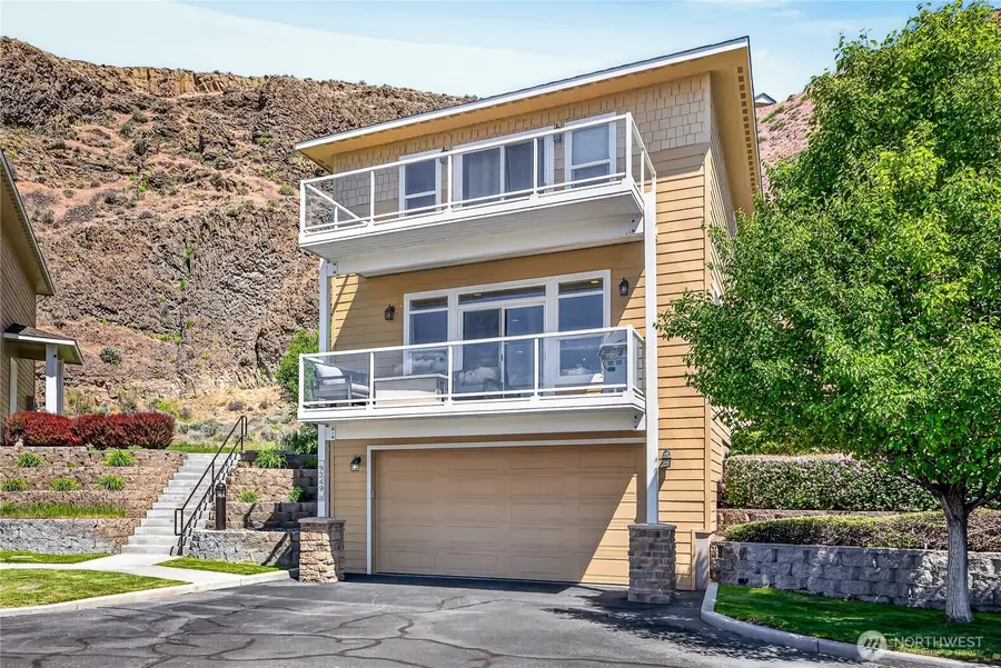 9349 NW Canyon Drive, Quincy, WA 98848 - #2