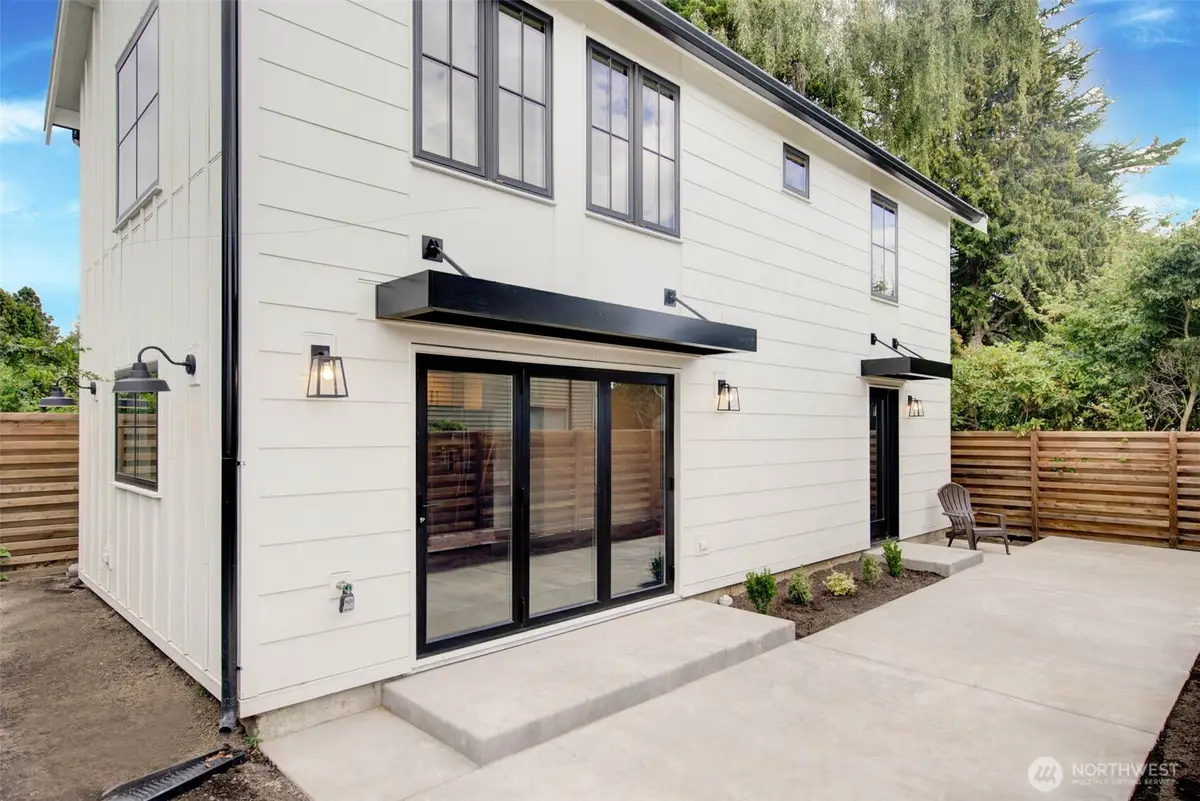 4608 NE 47th Street, Seattle, WA 98105 - #1