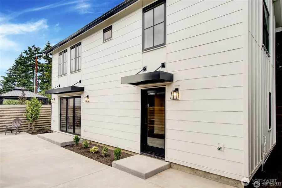 4608 NE 47th Street, Seattle, WA 98105 - #2