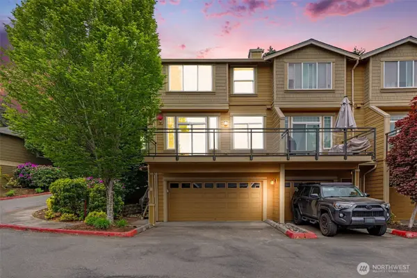 23300 SE Black Nugget Road #M1, Issaquah, WA 98029