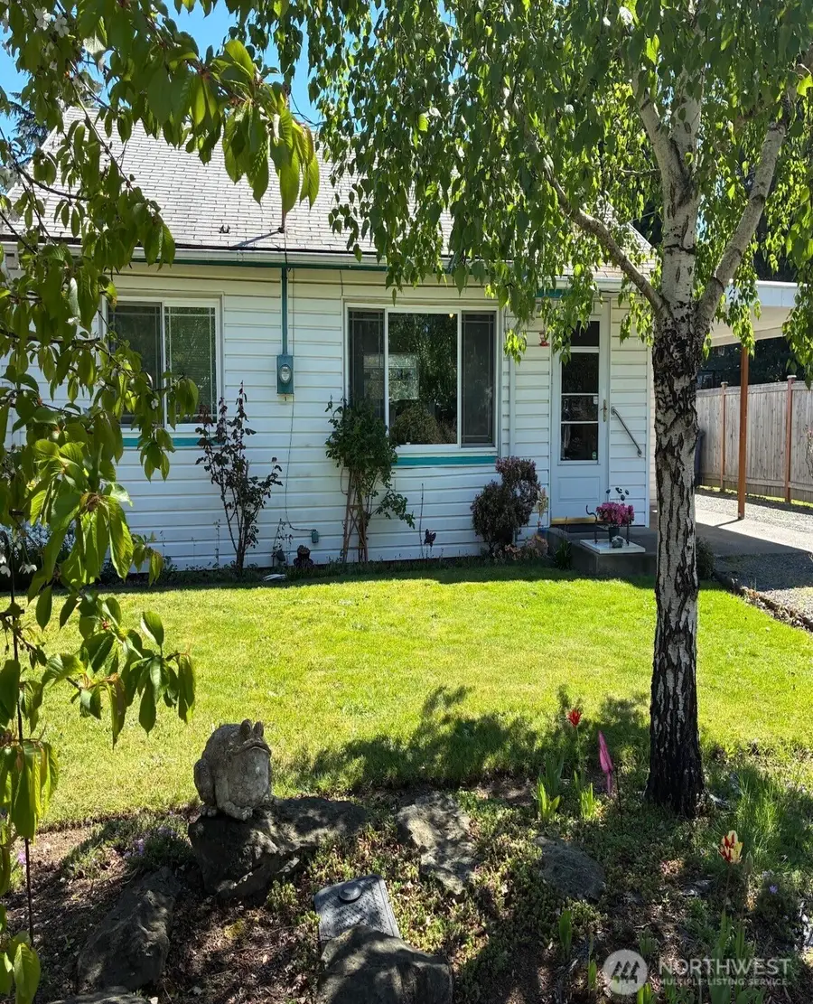 504 10th Avenue, Milton, WA 98354 - #2