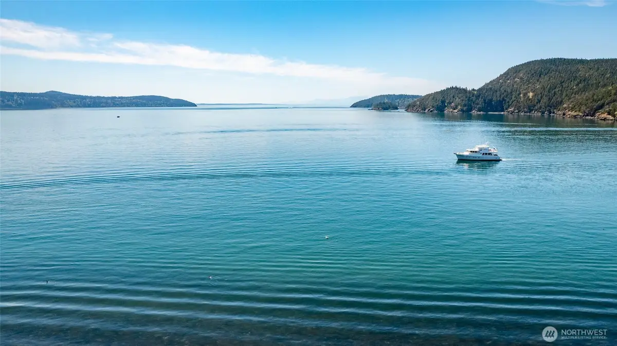 2411 Skyline Way #203, Anacortes, WA 98221 - #1