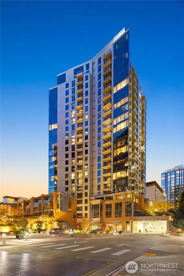 10650 NE 9th Place #1925, Bellevue, WA 98004