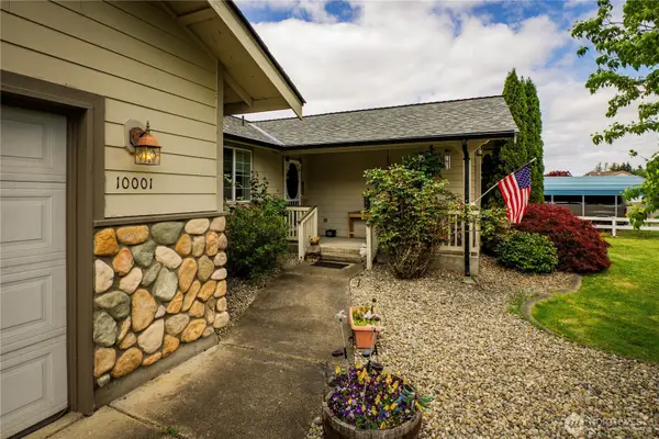 10001 Beth Court Se, Yelm, WA 98597
