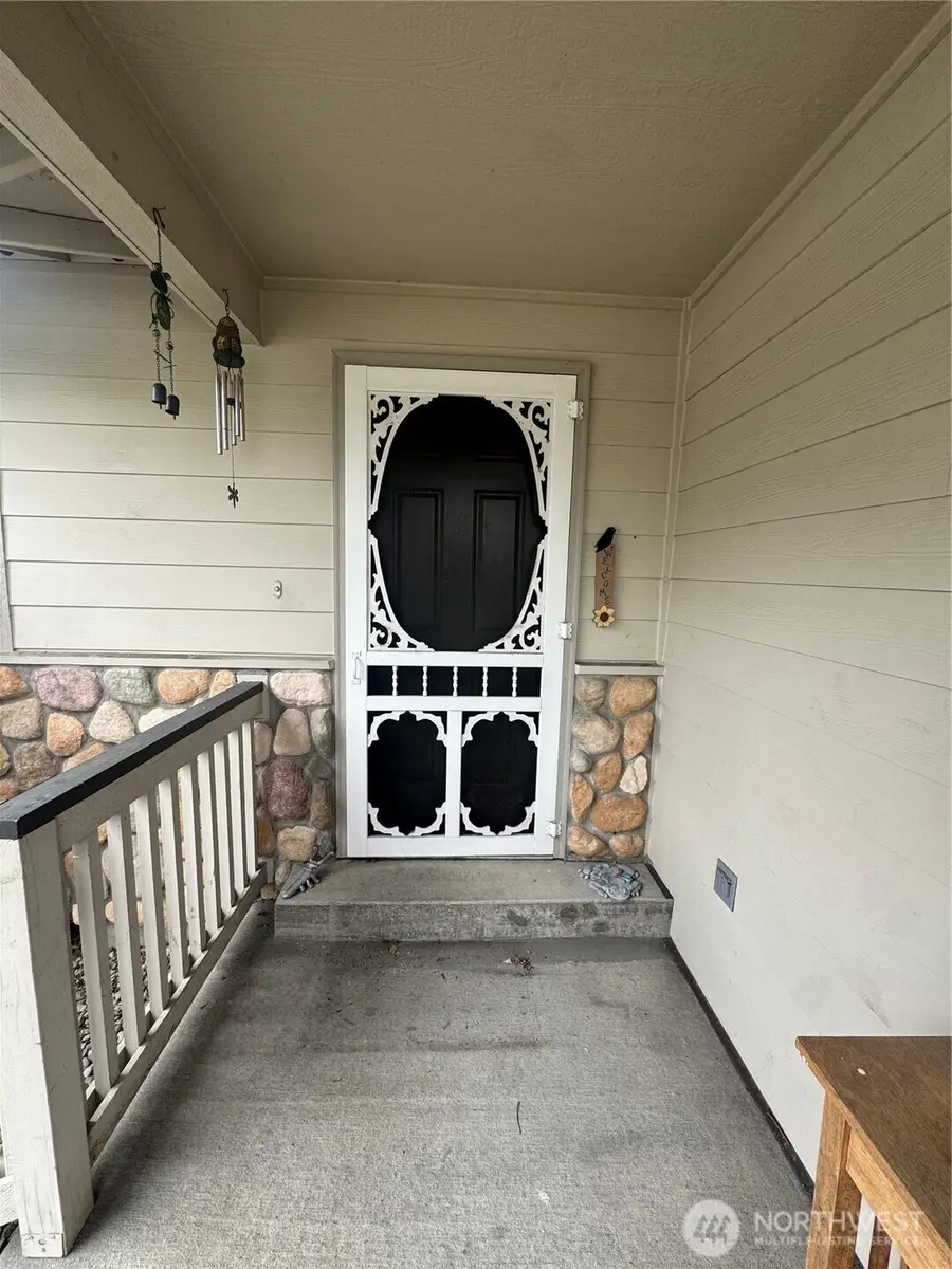 10001 Beth Court Se, Yelm, WA 98597 - #2