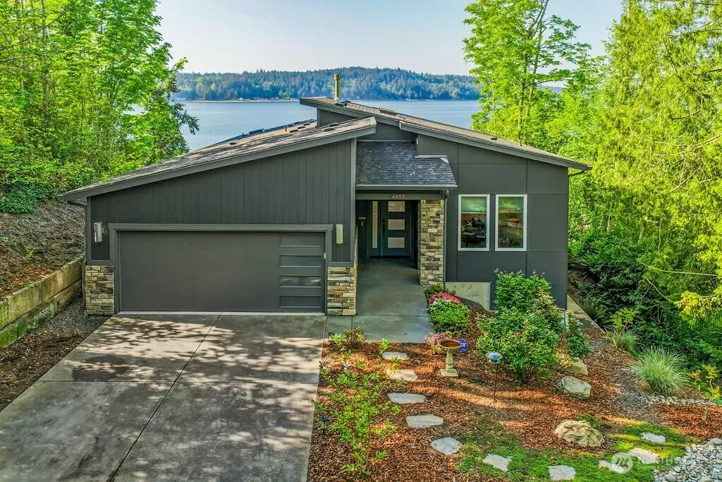 4652 E Hillcrest Drive, Port Orchard, WA 98366 - #1
