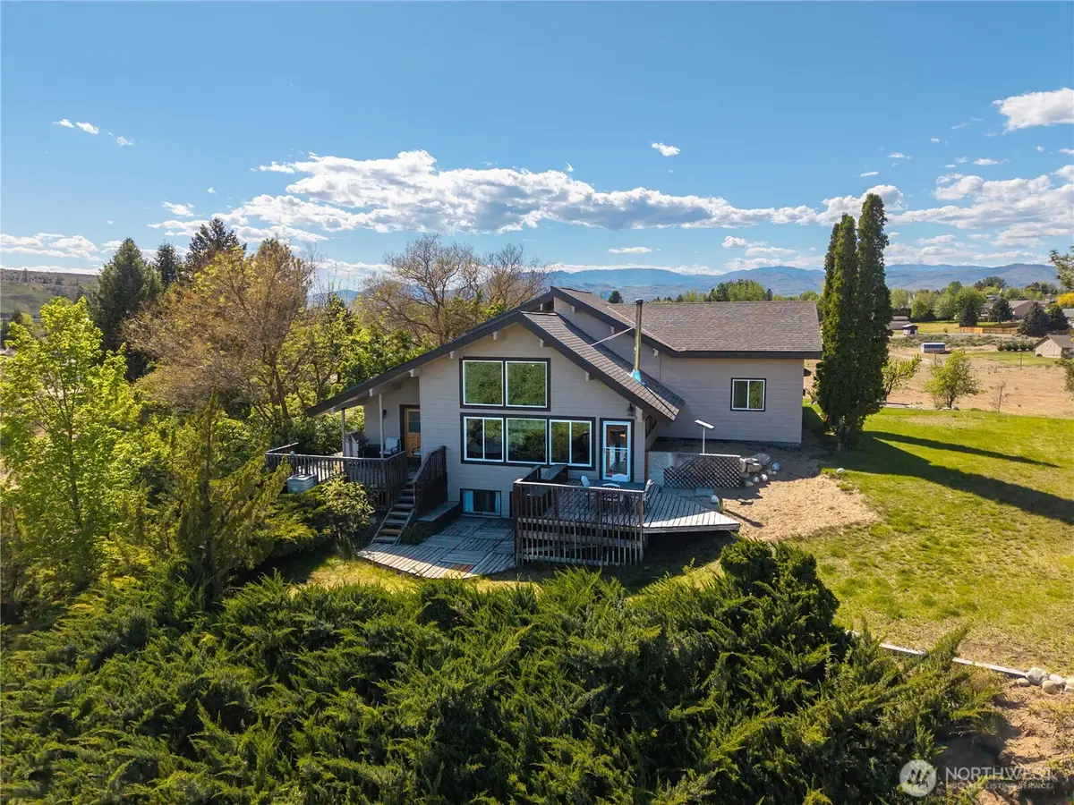 13 Parkway St, Omak, WA 98841 - #1