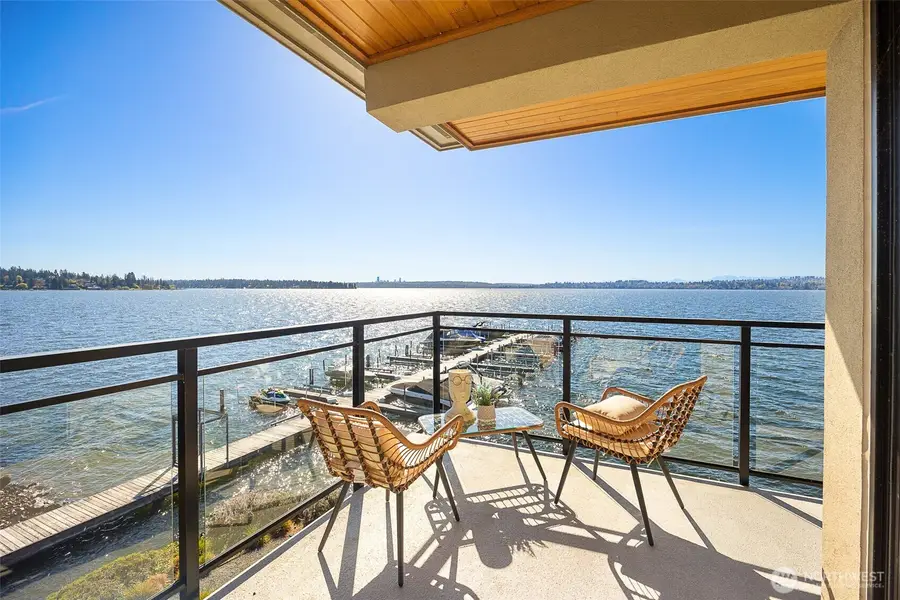6401 Lake Wask Blvd Ne #308, Kirkland, WA 98033 - #2