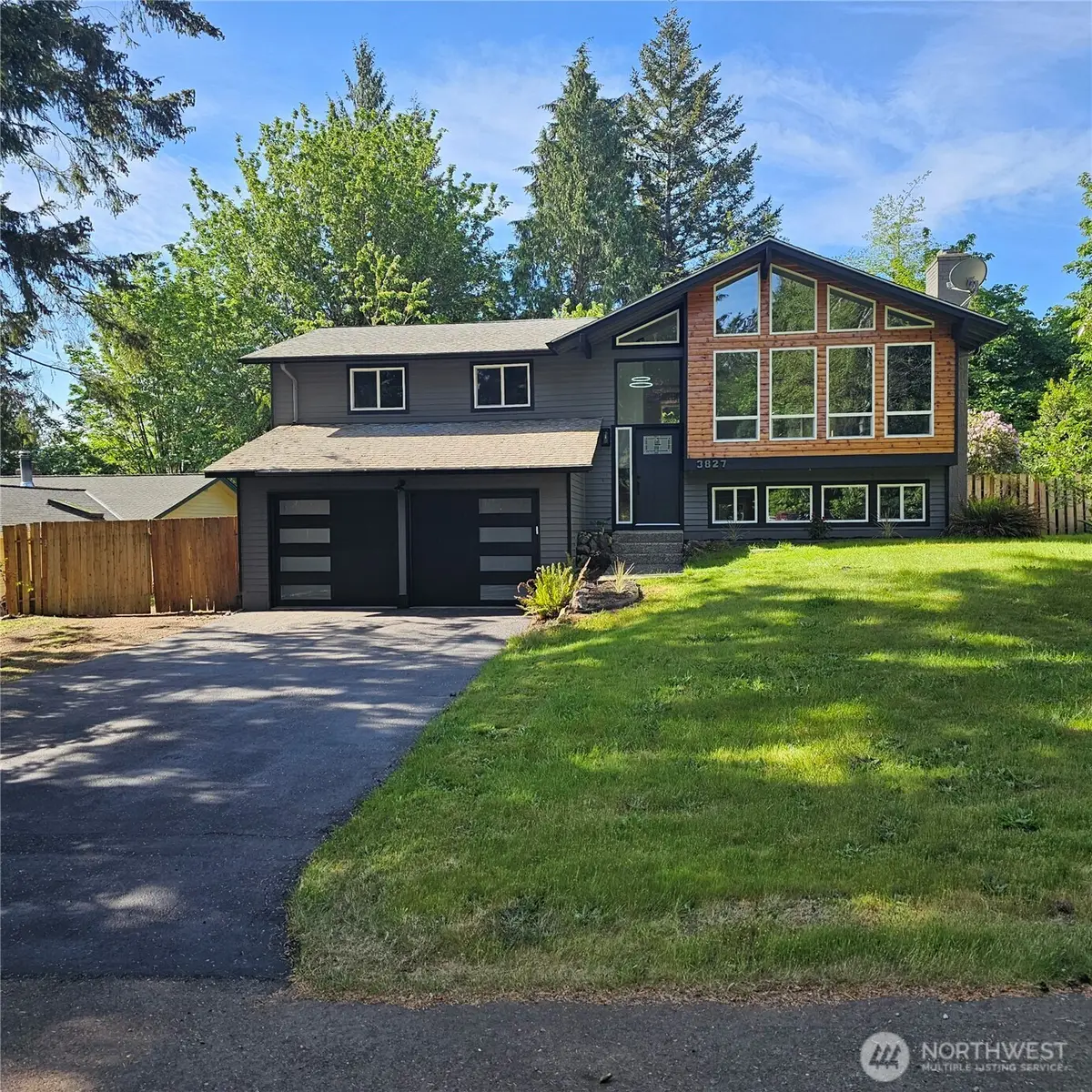 3827 Roosevelt Street Ne, Bremerton, WA 98311 - #1