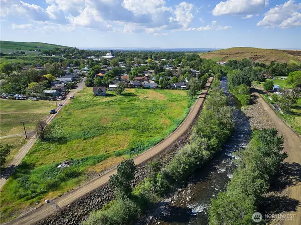 2121 Walnut Street, Milton-Freewater, OR 97862