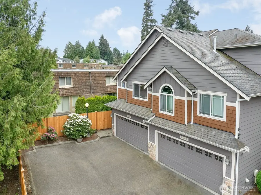 2502 204th Place Sw #B1, Lynnwood, WA 98036 - #2