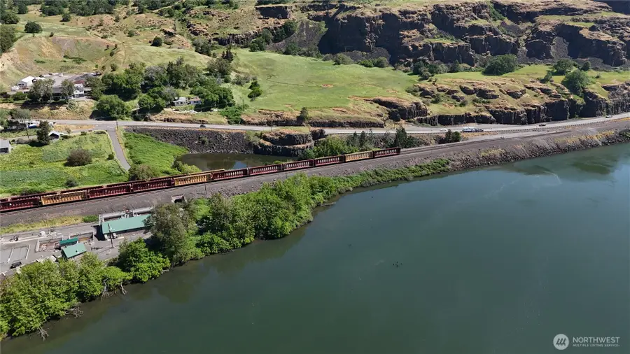 212025870 Lewis And Clark Highway, Lyle, WA 98635 - #3