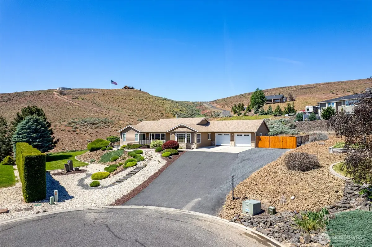 493 Chrisview Court W, Ephrata, WA 98823 - #1