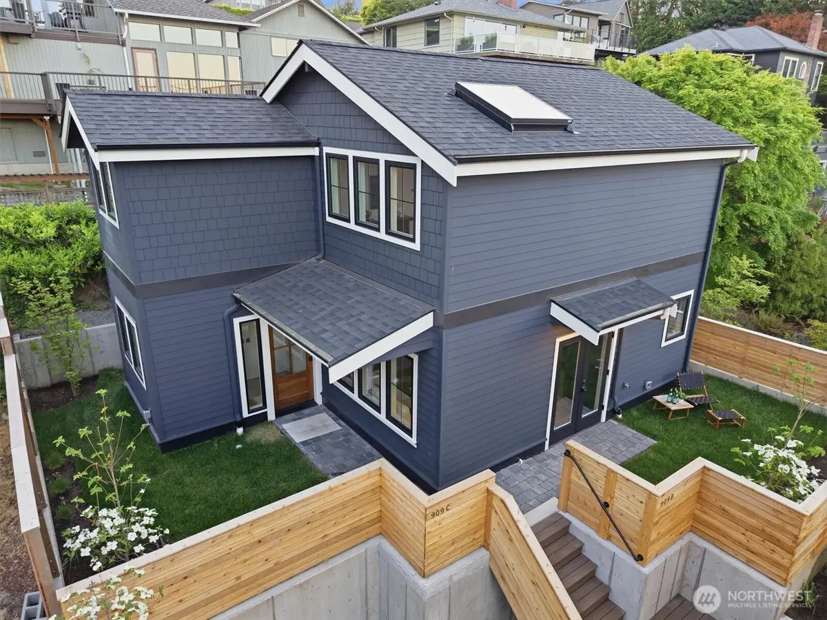 909 32nd Avenue S #C, Seattle, WA 98144 - #1