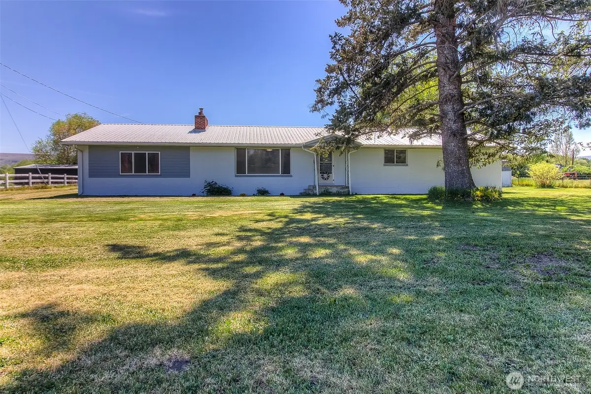 11704 Gilbert Road, Yakima, WA 98903 - #1