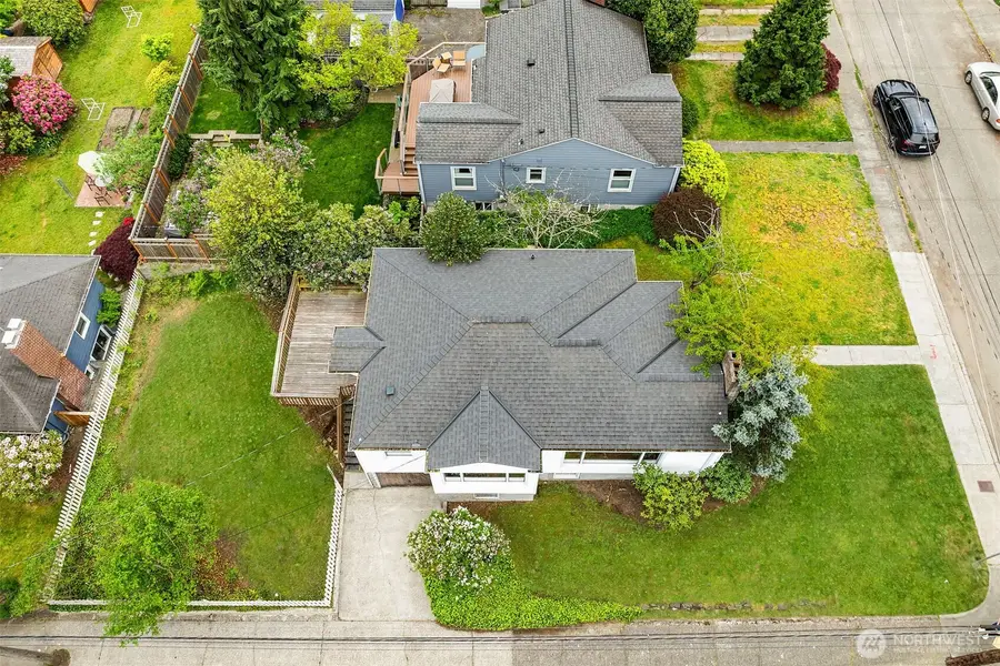8622 17th Avenue Ne, Seattle, WA 98115 - #2