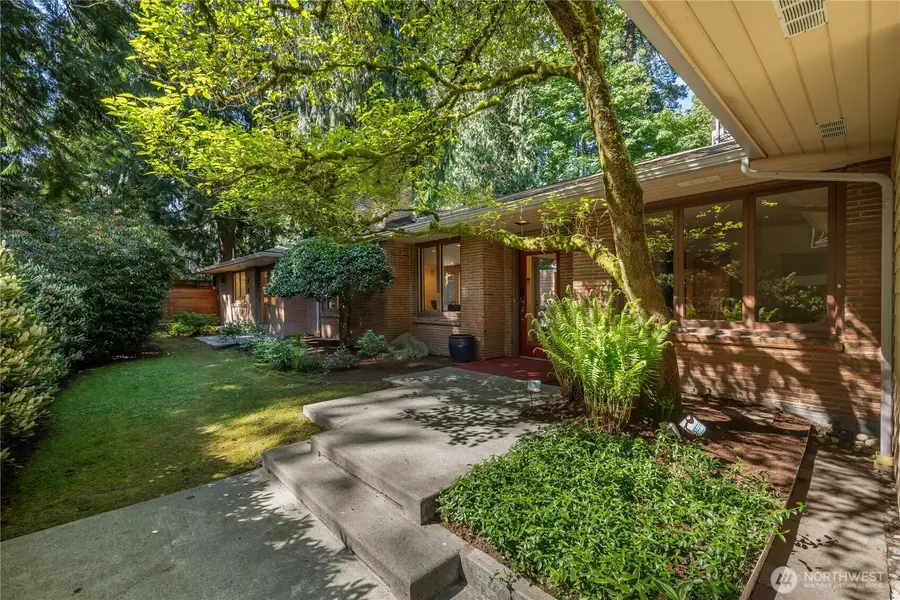 1207 NE 140th Street, Seattle, WA 98125 - #2