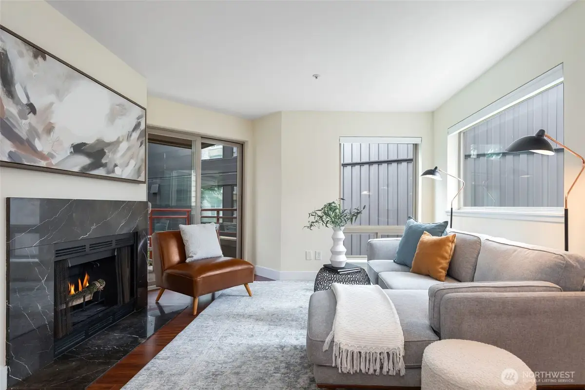 711 E Denny Way #206, Seattle, WA 98122 - #1