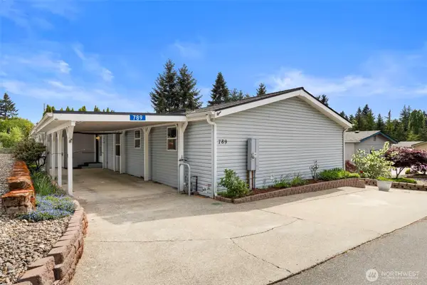 789 NE Reeds Meadow Lane, Bremerton, WA 98311