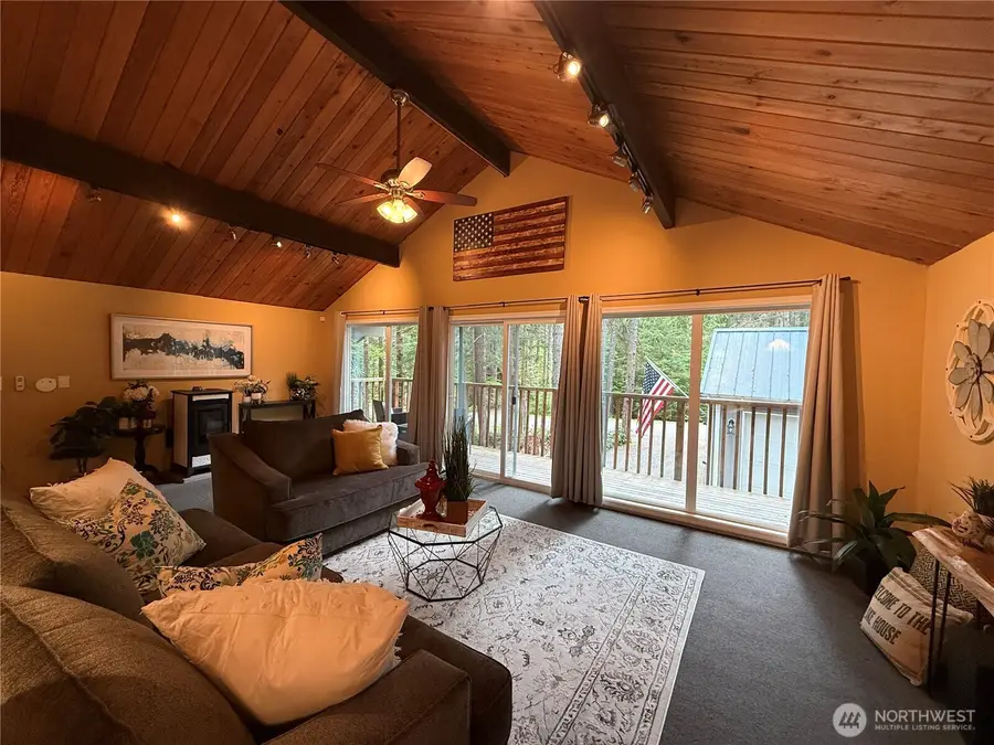 811 N Potlatch Drive, Hoodsport, WA 98548 - #2