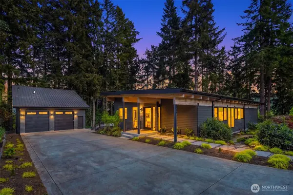 3216 168th Place Se, Bellevue, WA 98008