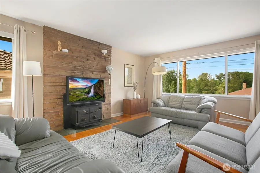 2503 S Edmunds Street, Seattle, WA 98108 - #3