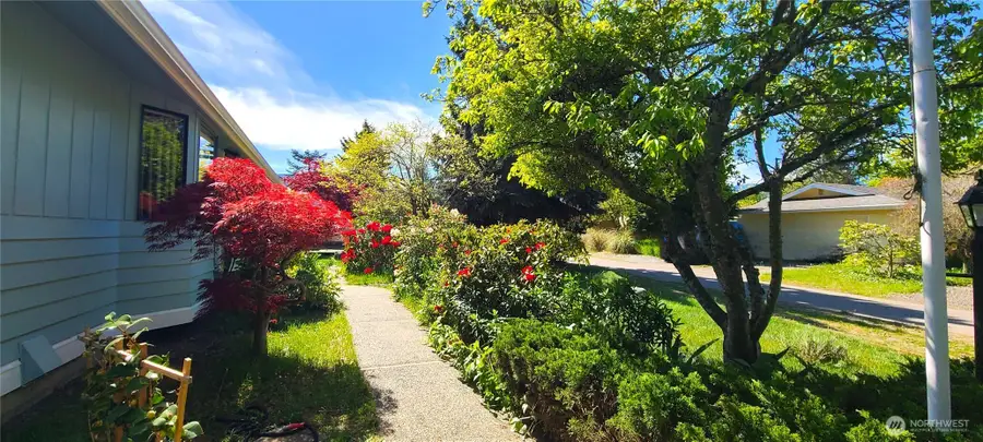 243 Dungeness Meadows, Sequim, WA 98382 - #2