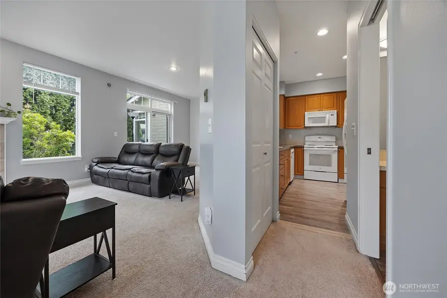 13000 Admiralty Way #J101, Everett, WA 98204 - #3