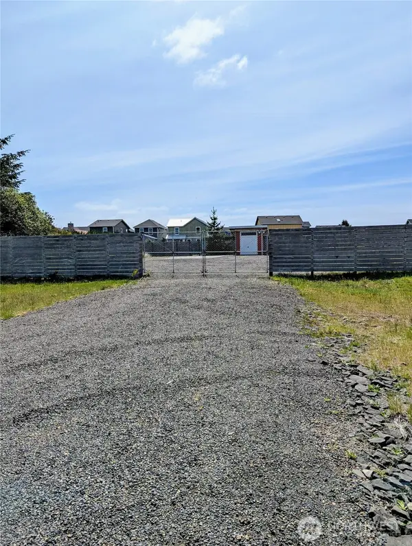 235 Marine View Drive Sw Sw #31, Ocean Shores, WA 98569