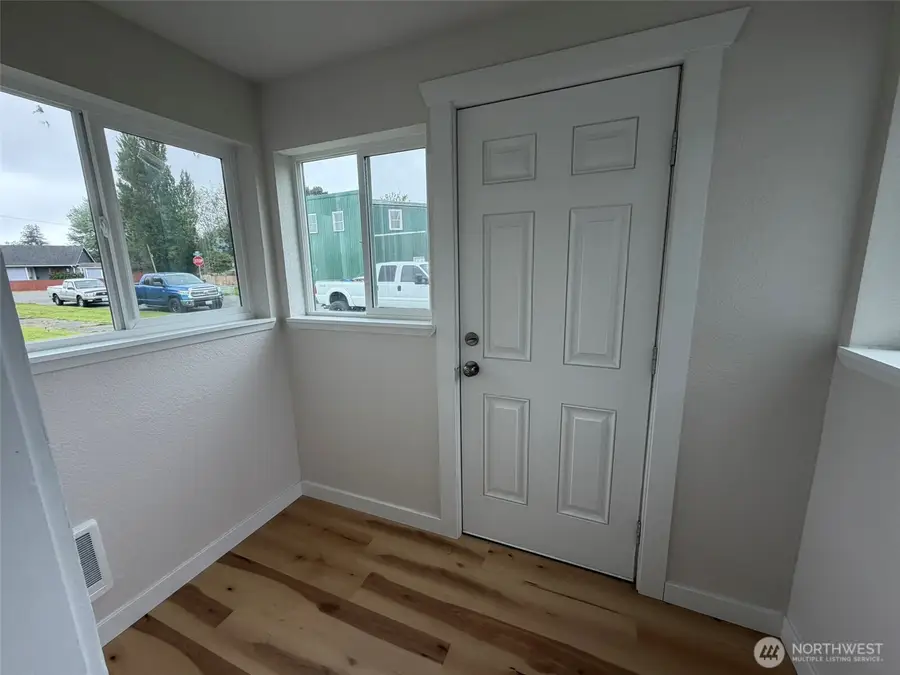 1009 W 1st Street, Aberdeen, WA 98520 - #3