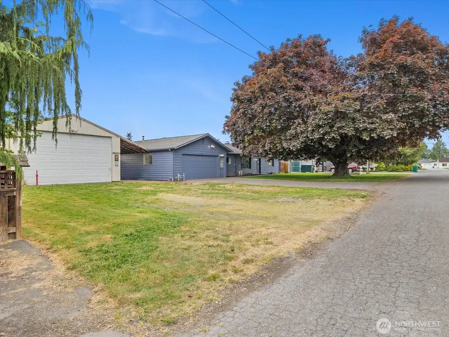1922 S Wall Street, Mount Vernon, WA 98273 - #3