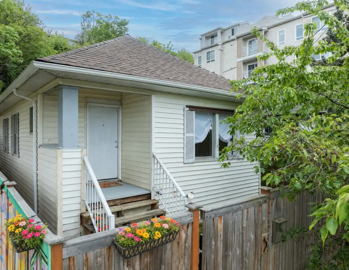 2544 15th Avenue W, Seattle, WA 98119 - #1