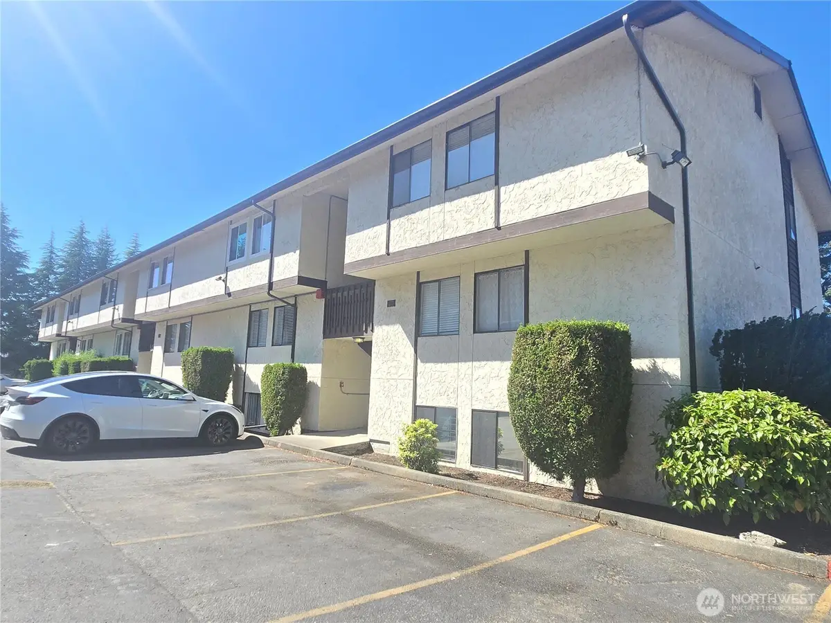 3515 S 160th Street #B-5, Seatac, WA 98188 - #1