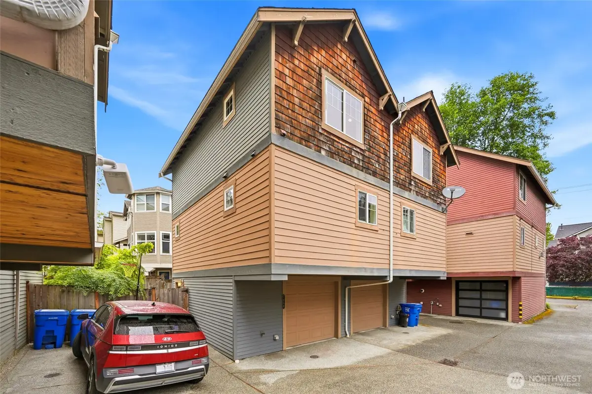 725 N 95th Street #B, Seattle, WA 98103 - #1