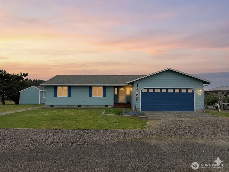 706 343rd Place, Ocean Park, WA 98640 - #3