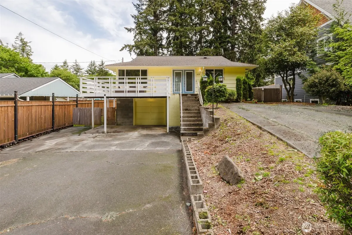 3234 Rocky Point Road Nw, Bremerton, WA 98312 - #1