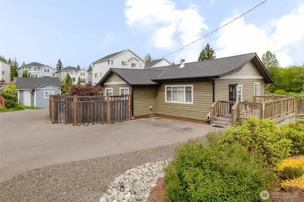 880 Hogan Lane, Bremerton, WA 98311