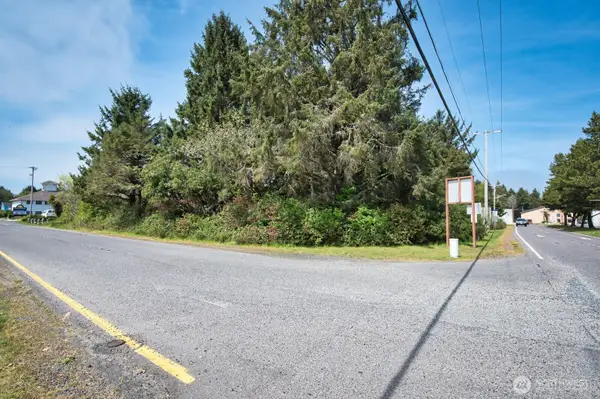 899 Ocean Shores Boulevard Nw, Ocean Shores, WA 98569