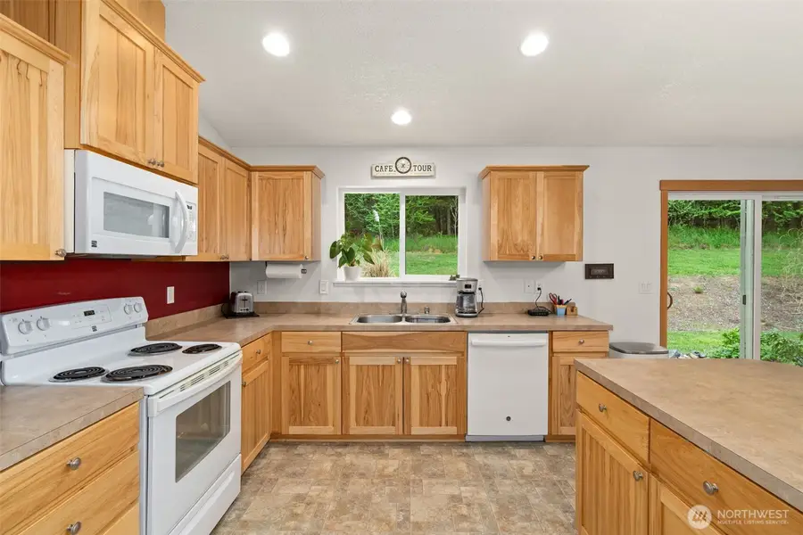 236 Chilvers Road, Chehalis, WA 98532 - #3