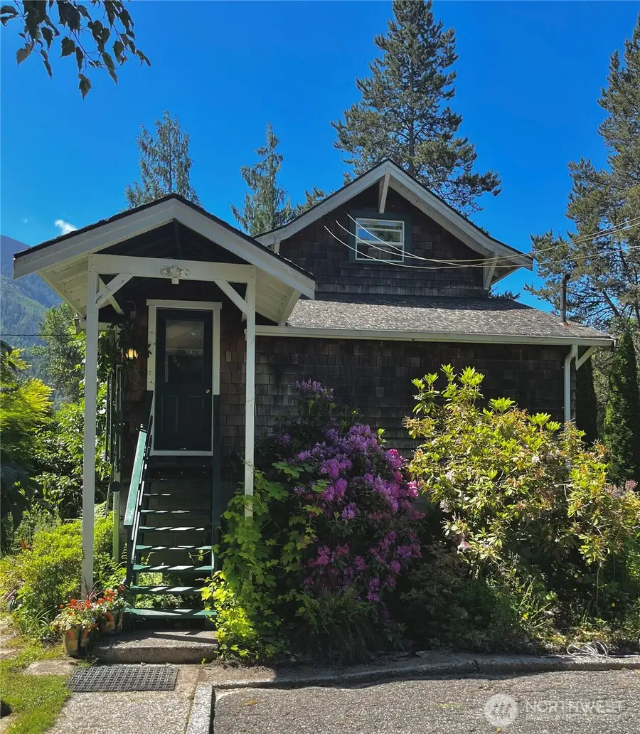 435 Noble Avenue, Hamilton, WA 98255 - #3
