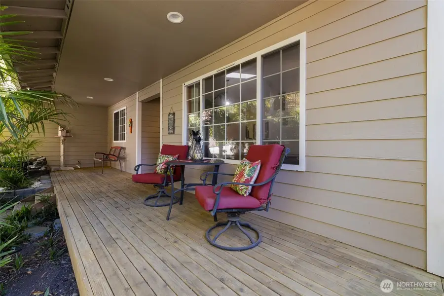 6011 205th Avenue E, Bonney Lake, WA 98391 - #3