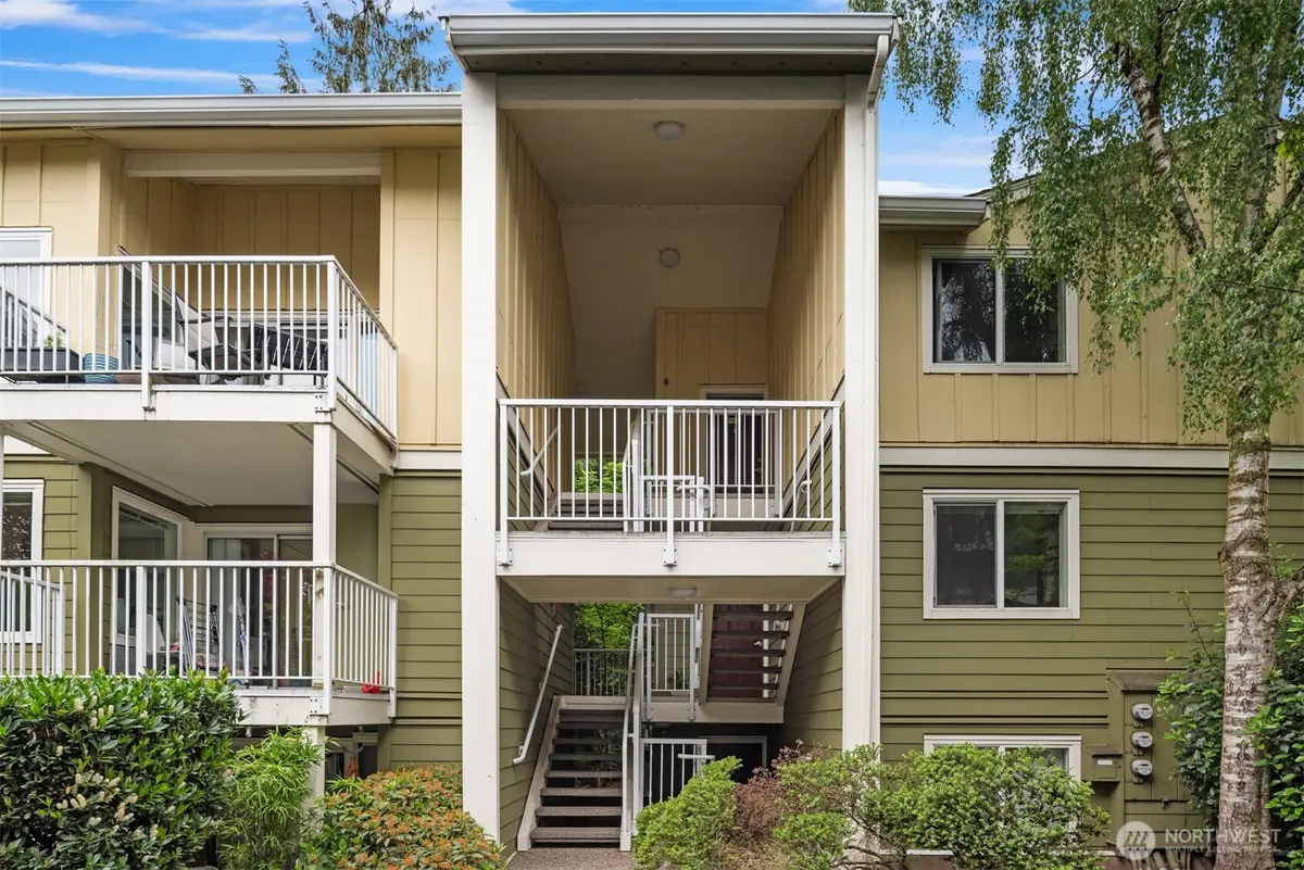 300 N 130th Street #8-202, Seattle, WA 98133 - #1