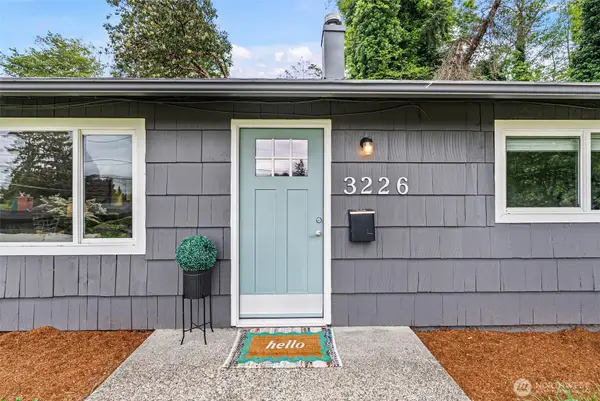 3226 Halverson Avenue, Bremerton, WA 98310