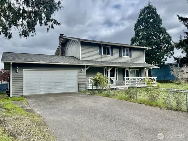 7711 40th Avenue Ct E, Tacoma, WA 98443