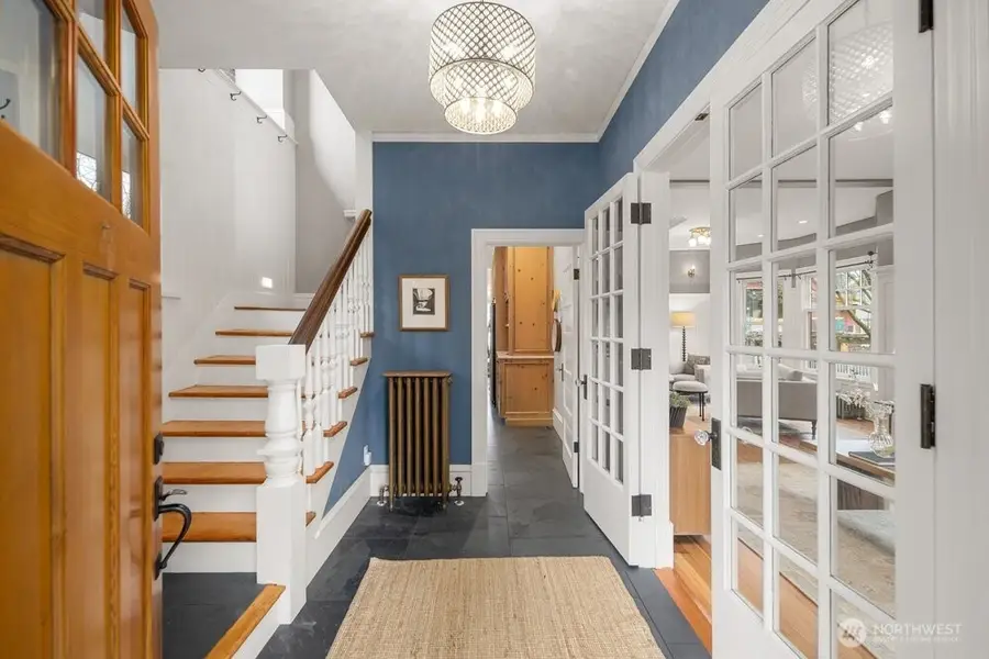 610 16th Avenue E, Seattle, WA 98112 - #3